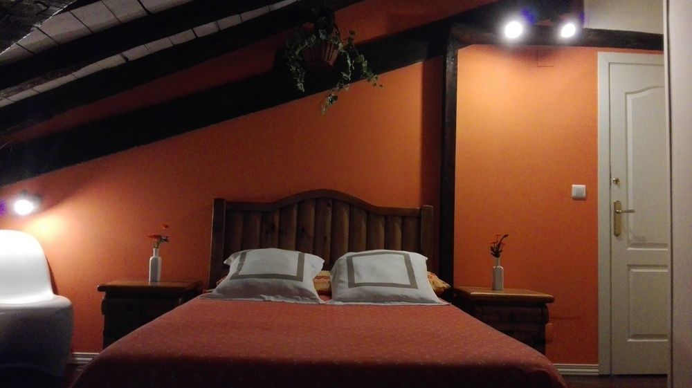 El Jardín De Aes Hotel 2*